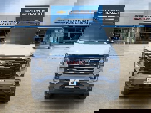New 2026 GMC Terrain Elevation w/ Elevation Premium Package image 8