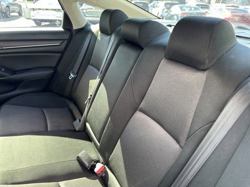 Used 2019 Honda Accord LX image 21