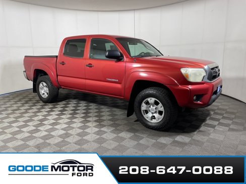 Used 2015 Toyota Tacoma 4x4 Double Cab image 2