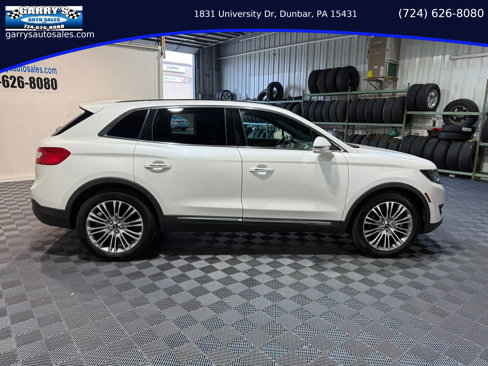 Used 2016 Lincoln MKX Reserve w/ Driver Assistance Package image 4