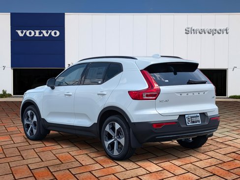 New 2026 Volvo XC40 B5 Plus w/ Protection Package Premier image 6
