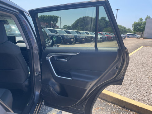Used 2022 Toyota RAV4 XLE image 26