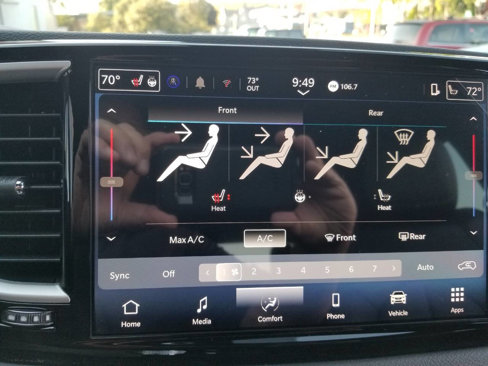 New 2026 Chrysler Voyager LX image 37