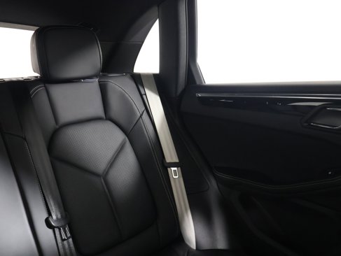 New 2024 Porsche Macan image 17