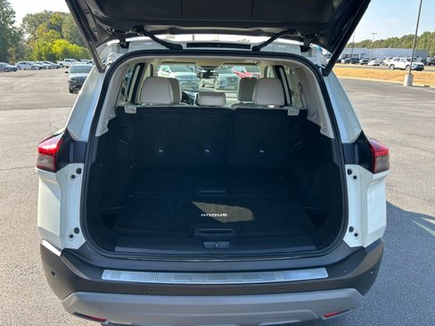 Used 2021 Nissan Rogue SL w/ Premium Package image 39