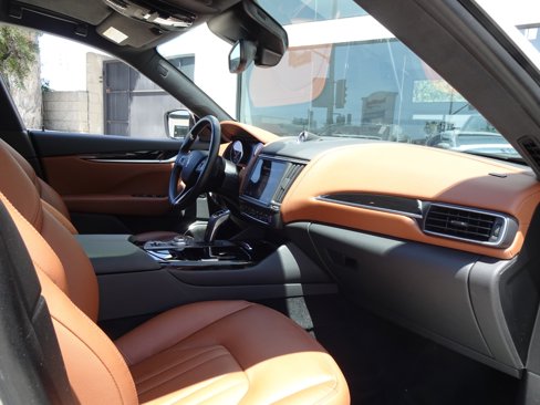 Used 2022 Maserati Levante Modena image 18