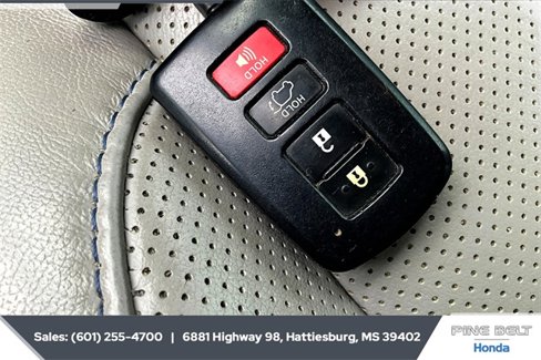 Used 2019 Toyota Highlander Limited image 9