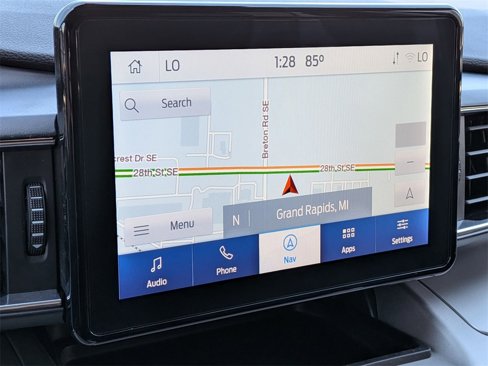 Used 2022 Ford Explorer XLT w/ Equipment Group 202A image 24