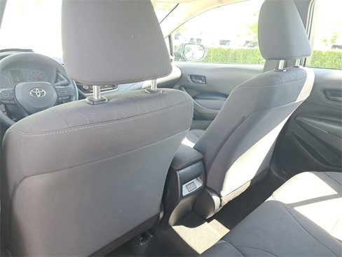 Used 2023 Toyota Corolla LE image 11