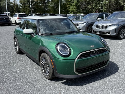 New 2026 MINI Cooper 2-Door Hardtop image 3