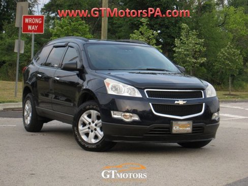Used 2010 Chevrolet Traverse LS image 1