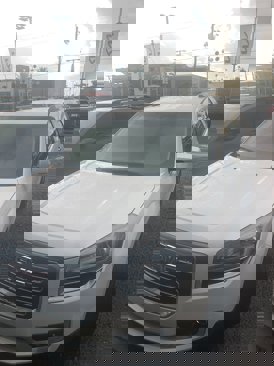 Used 2016 GMC Acadia SLT image 1