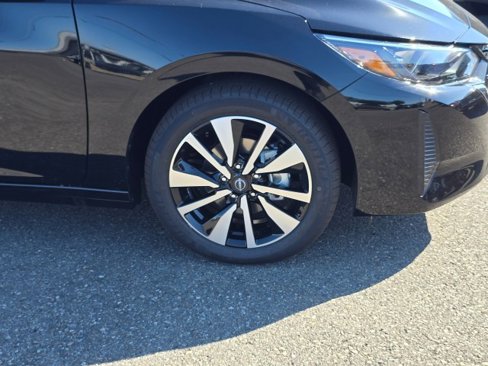 New 2025 Nissan Sentra SV w/ SV Premium Package image 2