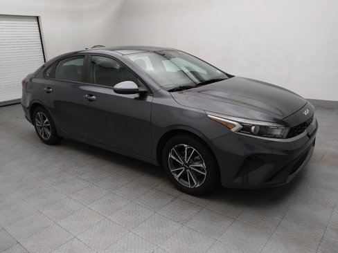 Used 2023 Kia Forte LXS image 11