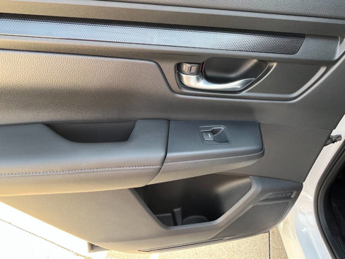 Used 2023 Honda CR-V EX image 14
