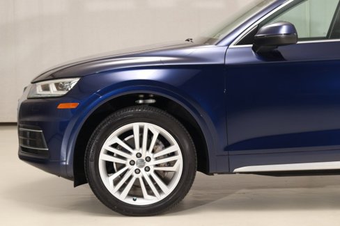 Used 2018 Audi Q5 2.0T Premium Plus w/ Premium Plus Package image 2