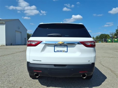 Used 2020 Chevrolet Traverse LT image 6