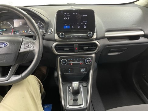 Used 2019 Ford EcoSport SE image 24