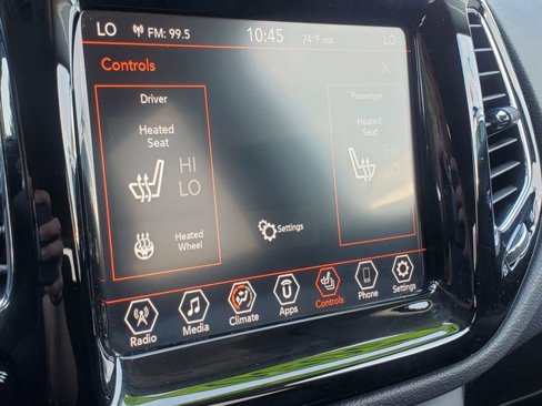 Used 2020 Jeep Compass Limited image 23