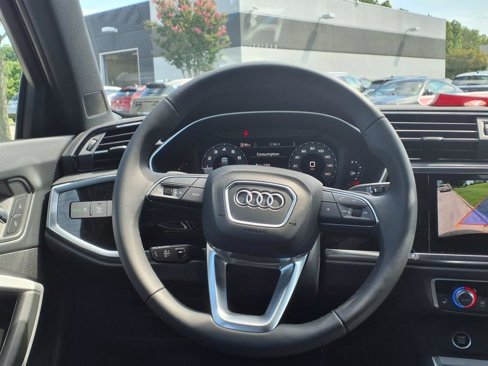 New 2025 Audi Q3 2.0T Premium image 10