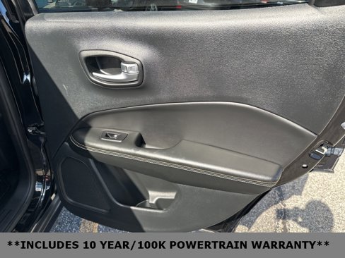 Used 2020 Jeep Compass Latitude w/ Popular Equipment Group image 14
