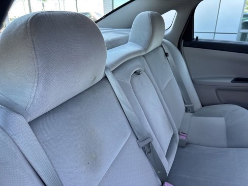 Used 2014 Chevrolet Impala LT w/ LT Sunroof Package image 22