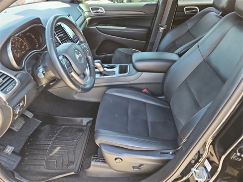 Used 2020 Jeep Grand Cherokee Altitude image 15