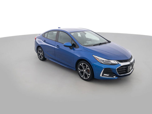Used 2019 Chevrolet Cruze LT w/ Convenience Package image 3