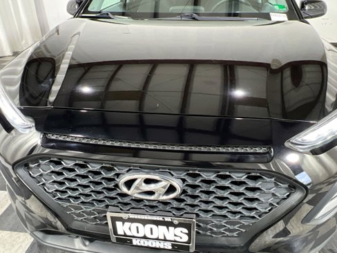 Used 2021 Hyundai Kona SE image 12