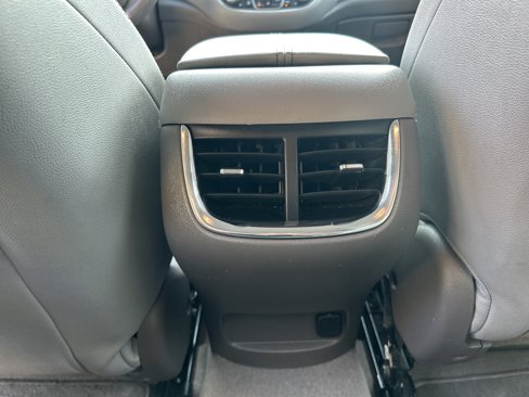 Used 2019 Chevrolet Malibu LT w/ Leather Package image 18