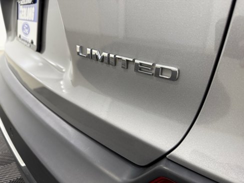Used 2020 Jeep Cherokee Limited image 9