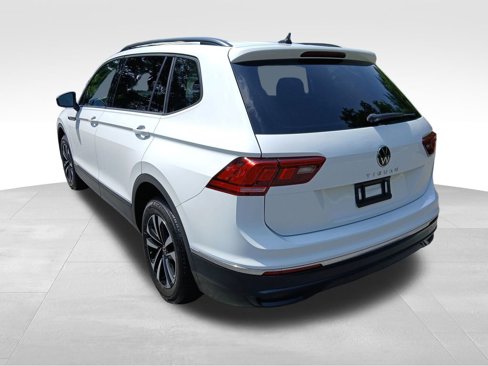 Used 2023 Volkswagen Tiguan S image 3
