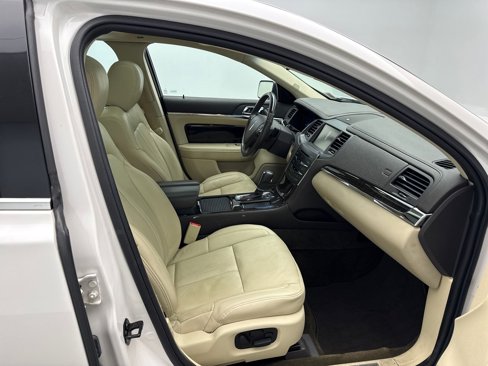 Used 2014 Lincoln MKS AWD w/ Equipment Group 201A image 26