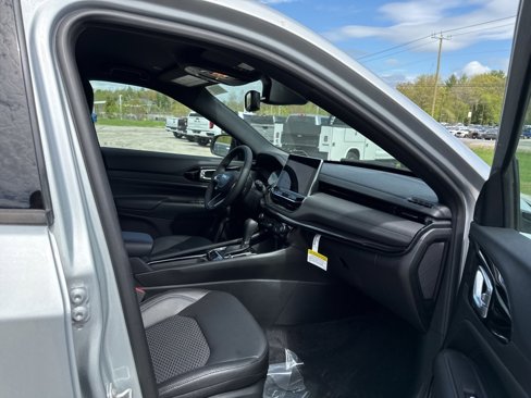 New 2025 Jeep Compass Latitude w/ Convenience Group image 13