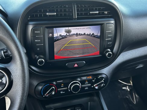 Certified 2023 Kia Soul LX w/ Option Group 015 image 27