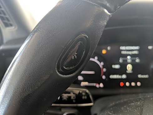 Used 2021 Lincoln Corsair AWD image 14