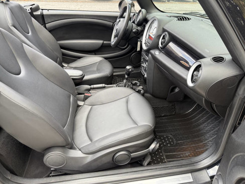 Used 2014 MINI Cooper Convertible image 19