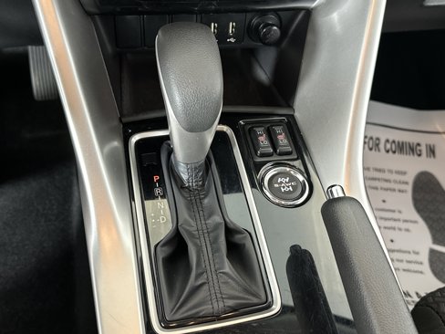 Used 2024 Mitsubishi Eclipse Cross LE image 22