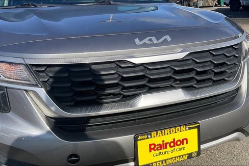 Used 2023 Kia Seltos LX image 9