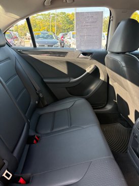 Used 2016 Volkswagen Jetta SEL w/ Lighting Package image 10