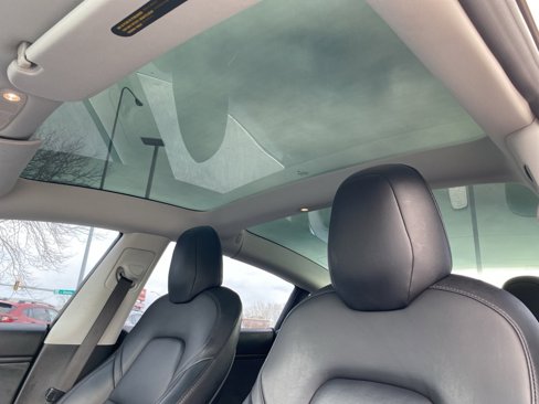 Used 2018 Tesla Model 3 Long Range image 13