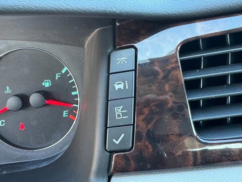 Used 2012 Chevrolet Impala LT w/ LT Sunroof Package image 14