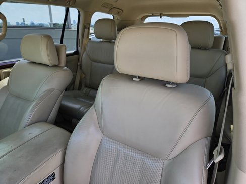 Used 2014 Lexus LX 570 4WD image 6