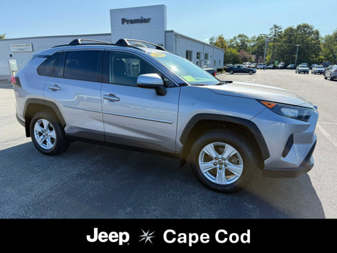 Used 2019 Toyota RAV4 LE image 1