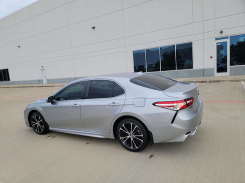Used 2020 Toyota Camry SE image 15