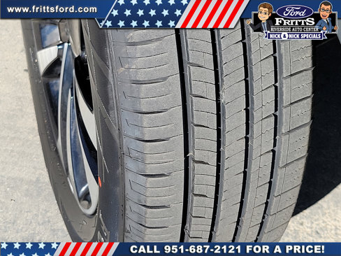 Used 2022 Volkswagen Tiguan S image 18