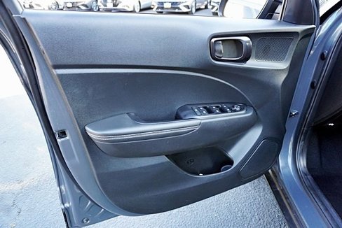 Certified 2024 Hyundai Venue Limited image 22