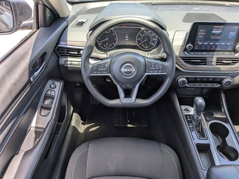 Used 2024 Nissan Altima 2.5 SV image 15