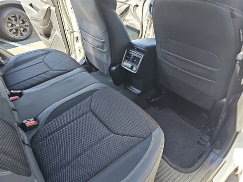 Used 2022 Subaru Forester Premium image 11
