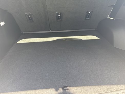 New 2026 Chevrolet Equinox LT image 12